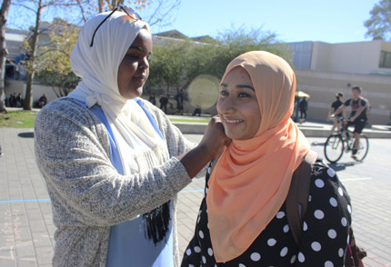 US: Iowa Students Spread Islam Awareness